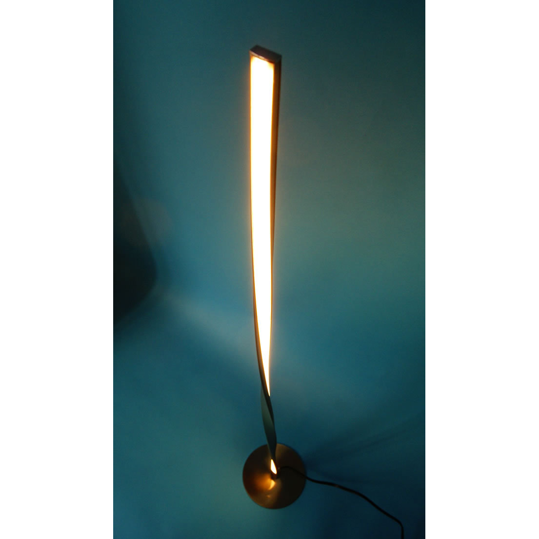 CaliforniaLighting Modern 55" LED Floor Lamp & Reviews Wayfair.ca